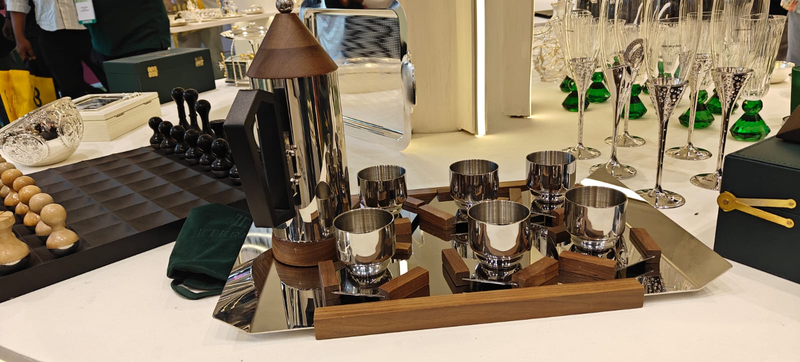Aurum Bar & Barware Set — premium corporate gift by The Farm Aura